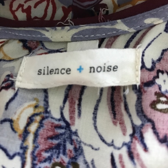 Urban Outfitters Silence + Noise Witchy Swing Floral Rayon Mini Dress - Picture 9 of 10